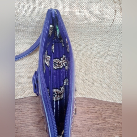 Vera Bradley FRILLS Collection Purple Zip Wristlet Simply Violet Patent Leather - Picture 3 of 9